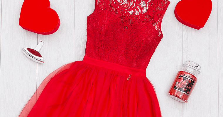 Czerwone sukienki na wesele: modne fasony