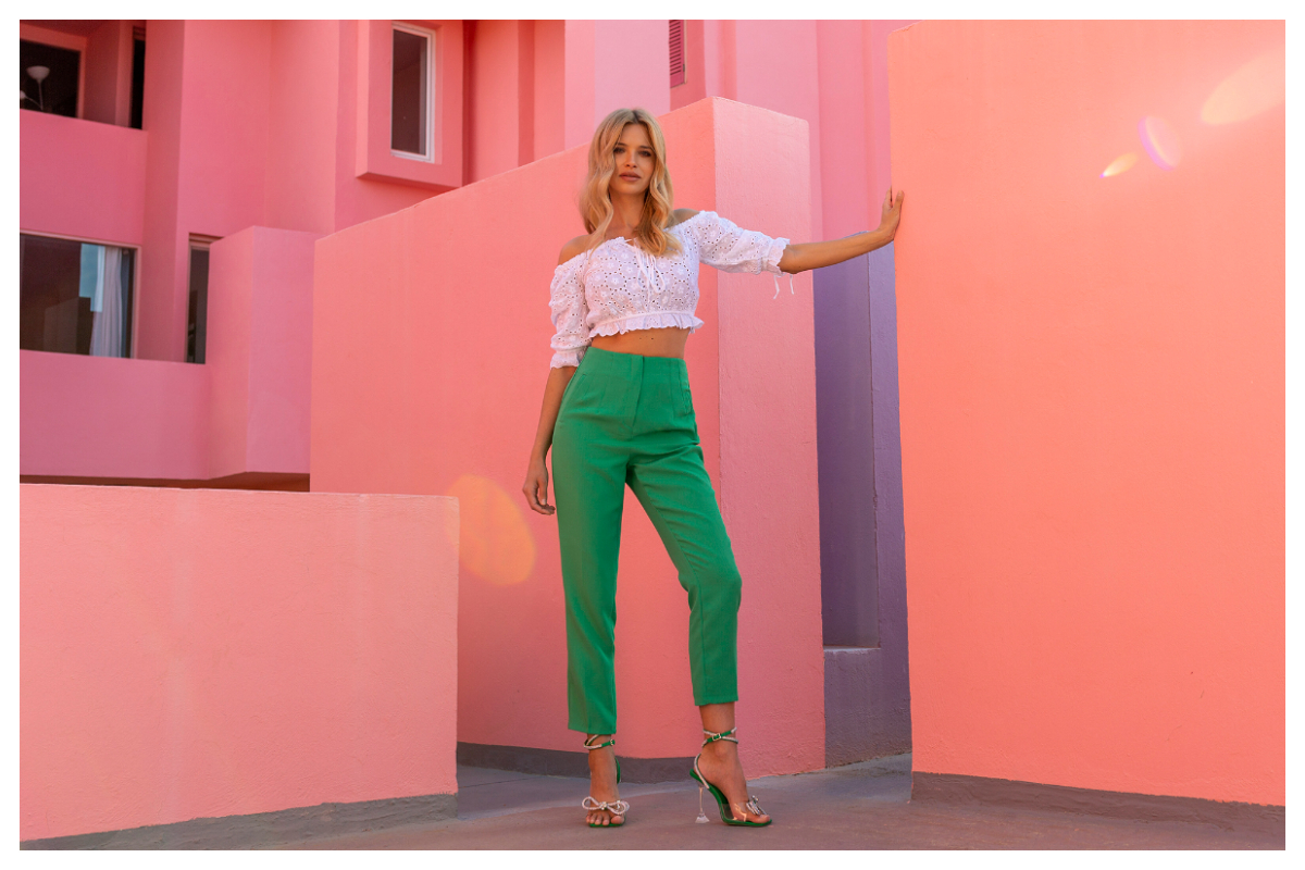 Eleganckie spodnie w letnich stylizacjach – top 3 stylizacji